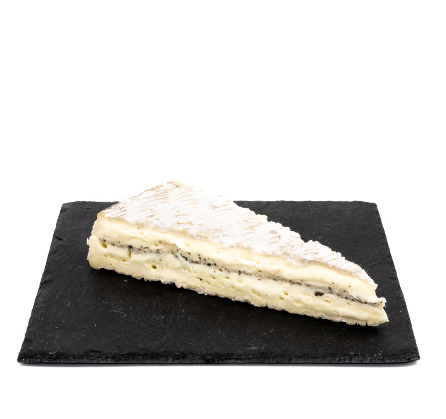 Brie à la truffe · lait de vache · truffé